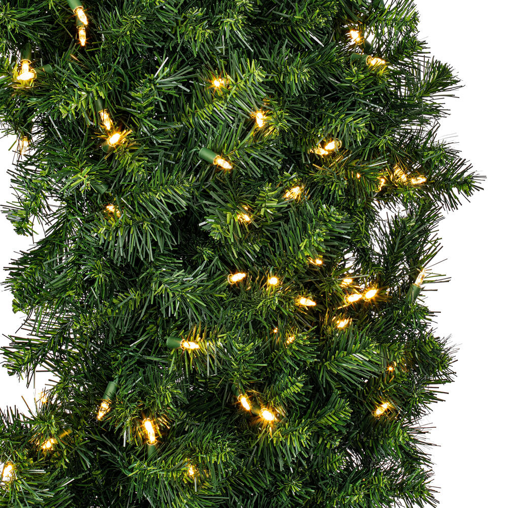 Vickerman - Douglas Fir Artificial Christmas Wreath, Clear Dura-lit Incandescent Mini Lights - Image 6