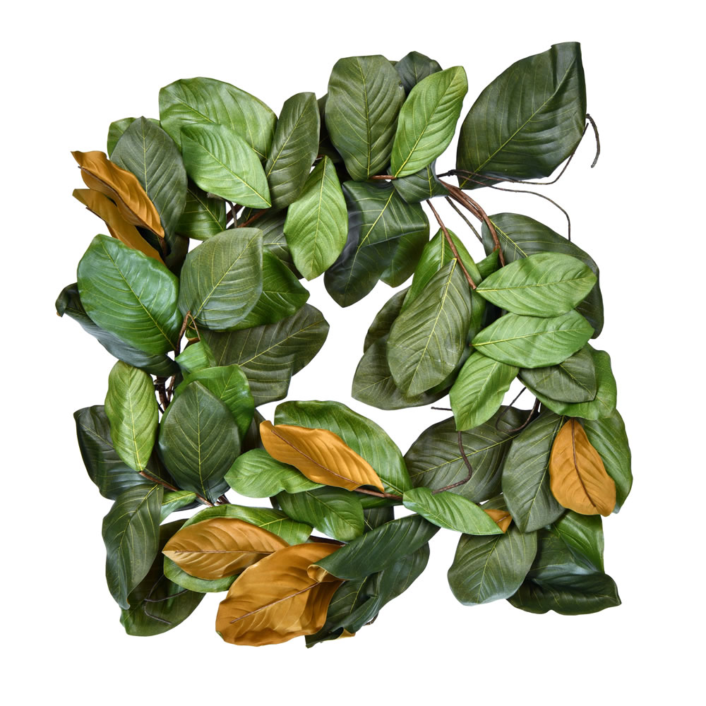 Vickerman - Artificial Green Magnolia Wreath - Green, 30 Inches