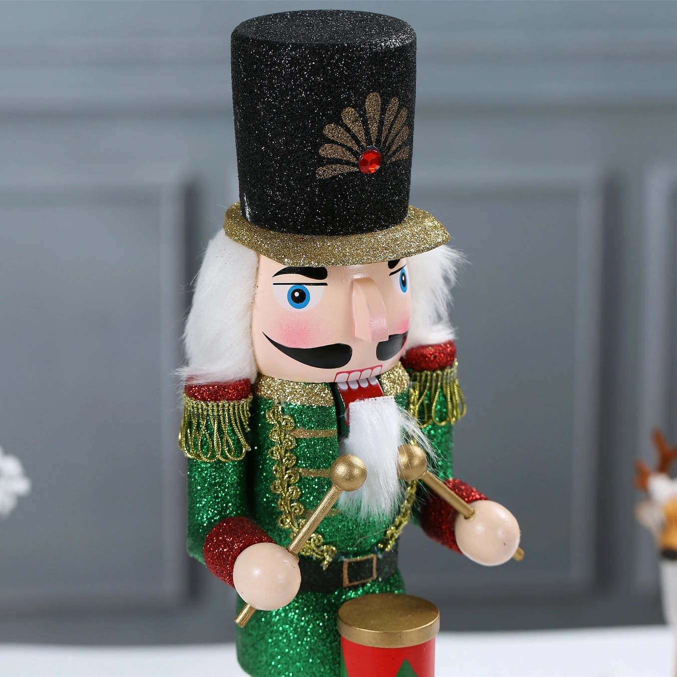 SINT 15 Inch Traditional Wooden Nutcracker For Christmas Decorations - Image 10
