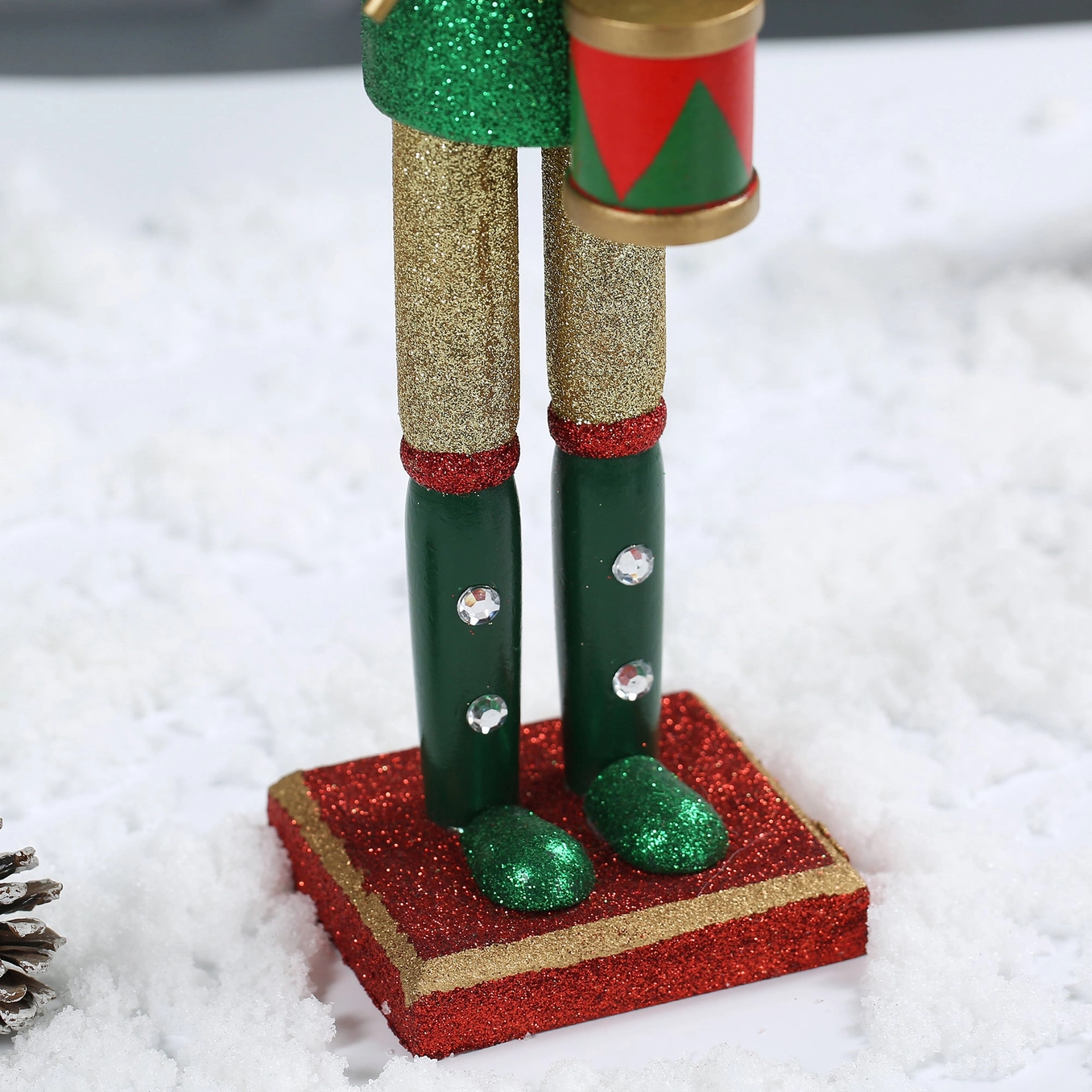 SINT 15 Inch Traditional Wooden Nutcracker For Christmas Decorations - Image 9